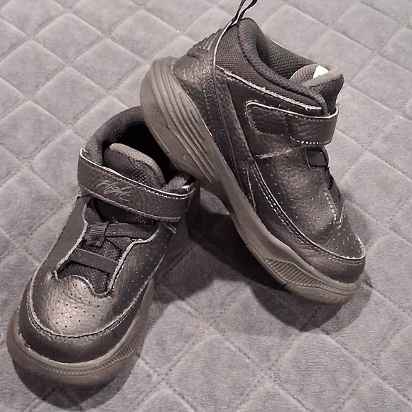 Nike Jordan Max Aura 5 Toddler Black Shoes 9C - Picture 1 of 9